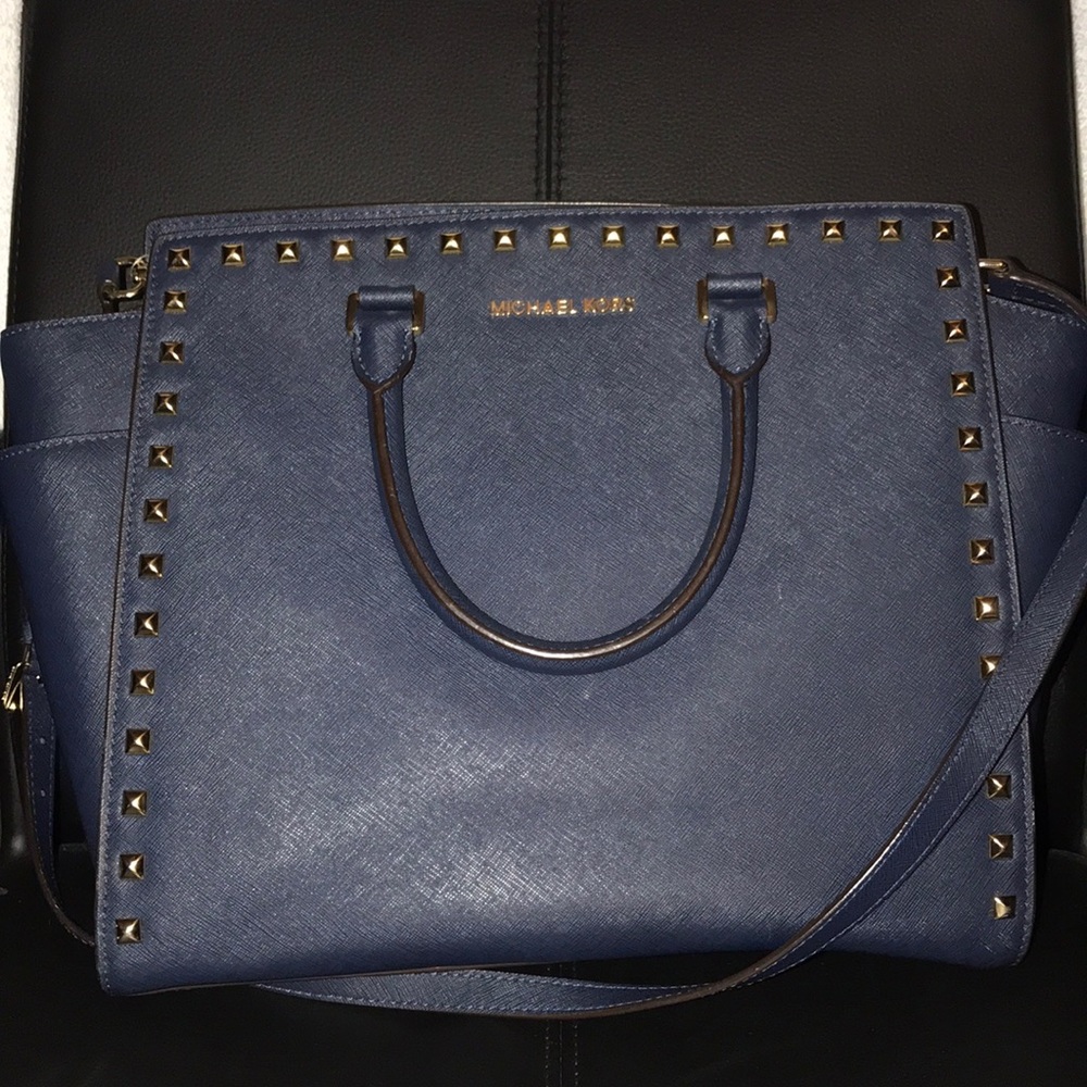 Today only sale!! Michael kors studded large selma